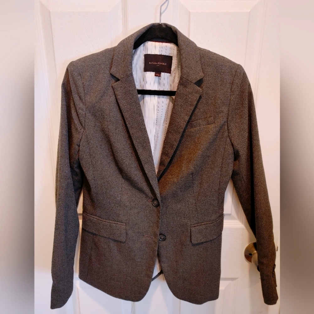 Banana Republic Blazer Size 6 Grey